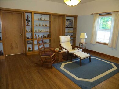 Family Room.