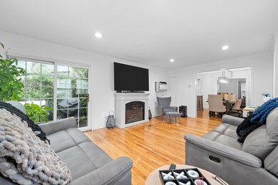 17 Sachem St, East Rockaway, NY 11518 - photo 4