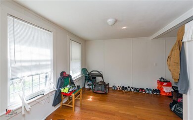 201 E. Egan St., Shreveport, La.