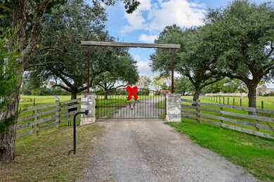 12330 Dannhaus Rd, Needville, TX 77461 - photo 2