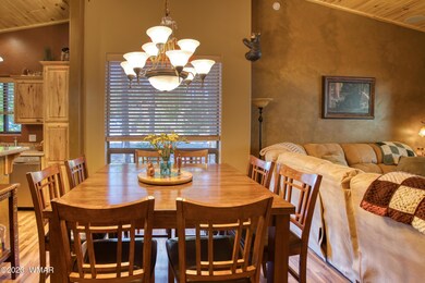006_Dining Area