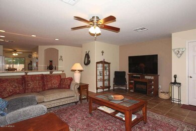 Great Room-Kitchen (1)