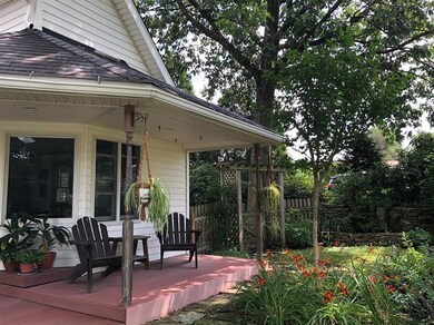 688 Plum St, Indiana, PA 15701 - photo 2