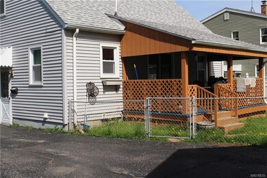 1579 Moll St, North Tonawanda, NY 14120 - photo 5