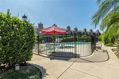 23549 Victory Blvd unit 21, West Hills, CA 91307 - photo 2