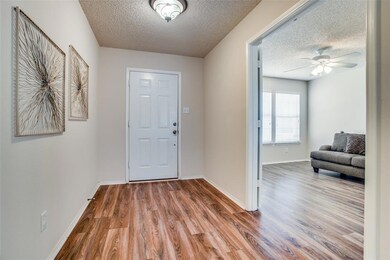 407 Rutledge Dr, Wylie, TX 75098 - photo 3