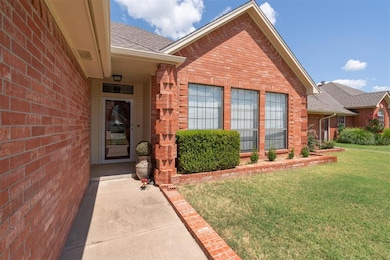 3917 Nicole Cir, Norman, OK 73072 - photo 5