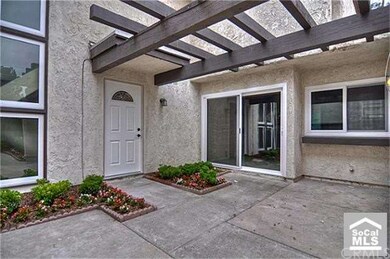 Front Entrance & Private Courtyard
