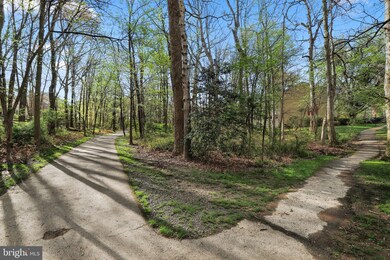 1611 Fieldthorn Dr, Reston, VA 20194 - photo 7