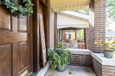 5250 Sutherland Ave, Saint Louis, MO 63109 - photo 4