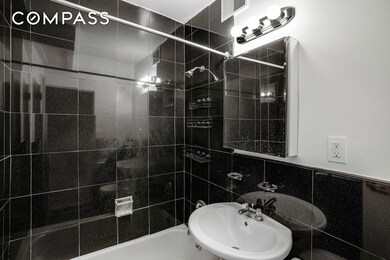 433 E 83rd St unit B2, New York, NY 10028 - photo 5