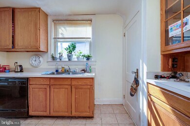 2532 Glenn Tc, Reading, PA 19606 - photo 7