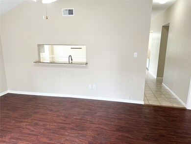 1018 Afton Ct, Tomball, TX 77375 - photo 3