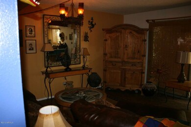 4003 S Mill 003