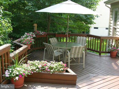 15395 Martins Hundred Dr, Centreville, VA 20120 - photo 3