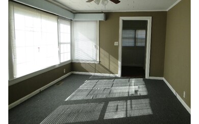 636 NW Palm Dr, Lake City, FL 32055 - photo 4