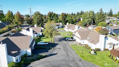 5730 N 21st St unit 4, Tacoma, WA 98406 - photo 3