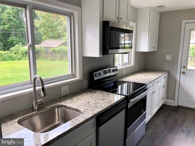 2247 Windsor Cir, Broomall, PA 19008 - photo 5