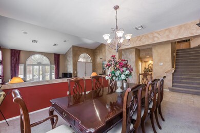 8) FORMAL DINING