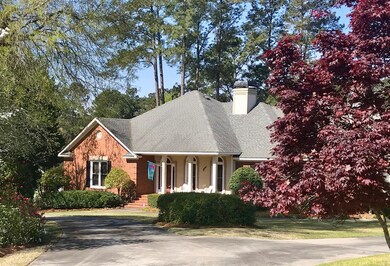 Front Elevation w/ Semi-Circular Drive