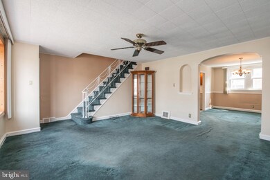 4319 Chippendale St, Philadelphia, PA 19136 - photo 4