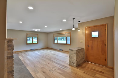 465 W Schrock Rd, Westerville, OH 43081 - photo 3