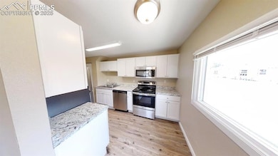 2413 E Saint Vrain St, Colorado Springs, CO 80909 - photo 4