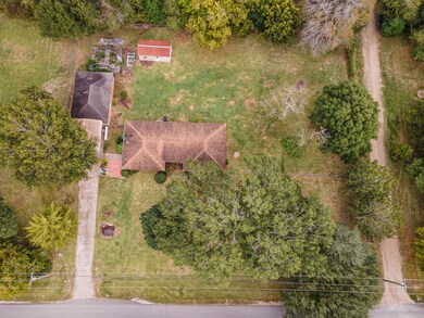 3180 County Road 145, Alvin, TX 77511 - photo 3