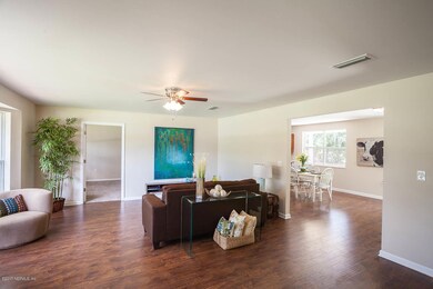 5400 Teakwood Ln, Jacksonville, FL 32244 - photo 4