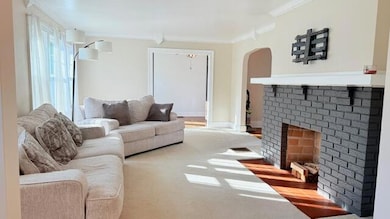 132 S Kensington Place, Springfield, OH 45504 - photo 5