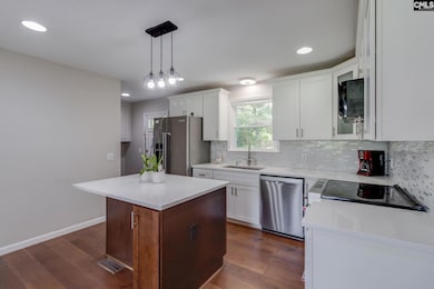 4214 Grand St, Columbia, SC 29203 - photo 2