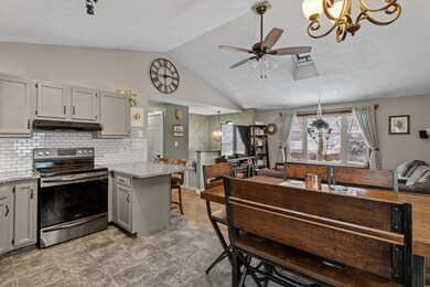 168 Waverly St, Manchester, NH 03109 - photo 7