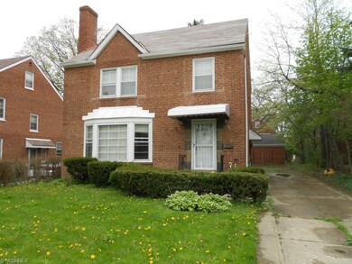 3481 Shannon Rd, Cleveland, OH 44118 - photo 3