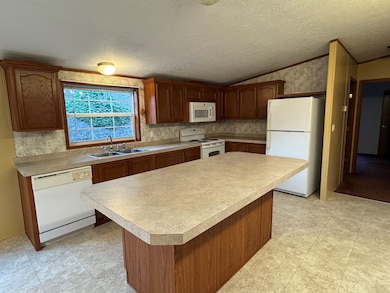 967 Ten Mile Rd, New Martinsville, WV 26155 - photo 6