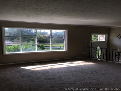 207 Ingleside Dr, Fayetteville, NC 28303 - photo 5