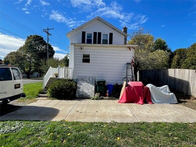 299 Chestnut St, Oswego, NY 13126 - photo 5