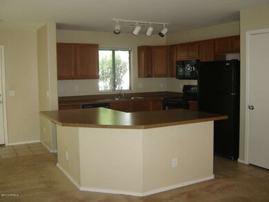 Kitchen and Breakfast Bar