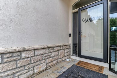 6197 McNaughten Grove Ln, Columbus, OH 43213 - photo 2