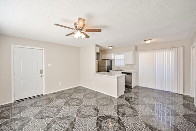 8002 Cambridge Cir unit A, White Settlement, TX 76108 - photo 5