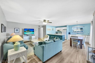 Spacious Great Room with Coastal Decor and New Vin