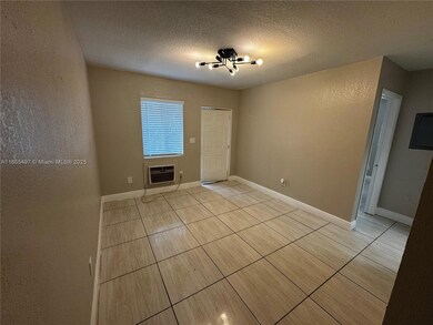 1940 Washington Ave unit 12, Opa-Locka, FL 33054 - photo 4