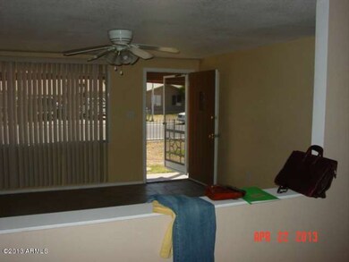 7338 W Palm-Cang 007