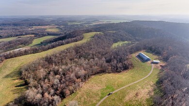 728 Petty Hollow Rd, Prospect, TN 38477 - photo 2
