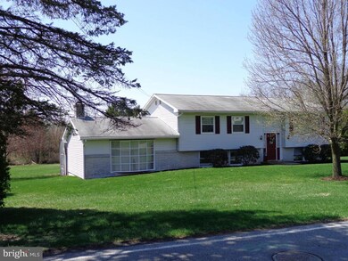 60 Eisenhauer Rd, Myerstown, PA 17067 - photo 3