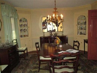 63 Cabot St, Milton, MA 02186 - photo 3