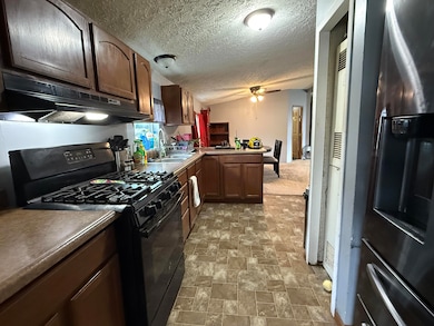 990 W State St, Cheboygan, MI 49721 - photo 5