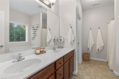 1000 Parish Turn Ct unit 36, Virginia Beach, VA 23455 - photo 4