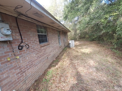 52 Wilson Ave, Bassfield, MS 39421 - photo 7