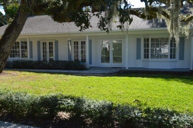 746 Azalea Ln, Vero Beach, FL 32963 - photo 3