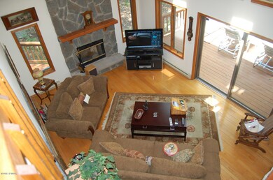 310 Canoe Brook Dr, Hawley, PA 18428 - photo 5